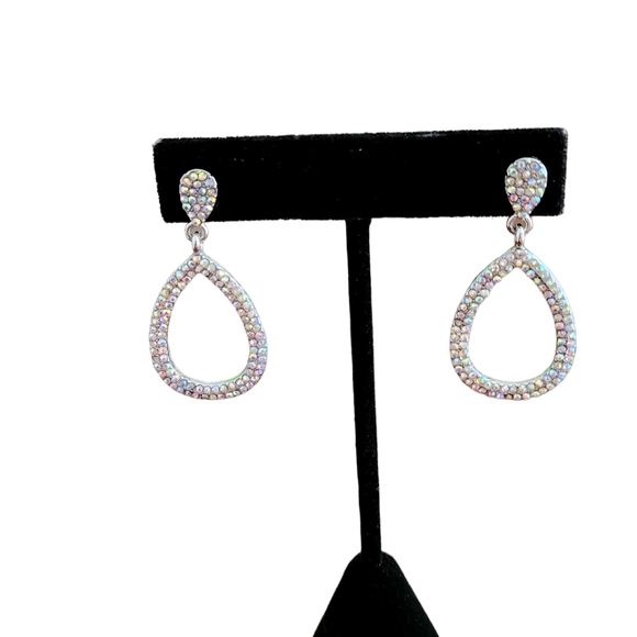 Silver Color Gorgeous Retro Teardrop Crystal AB Rhinestone Detail Dangle Earring - Picture 1 of 2